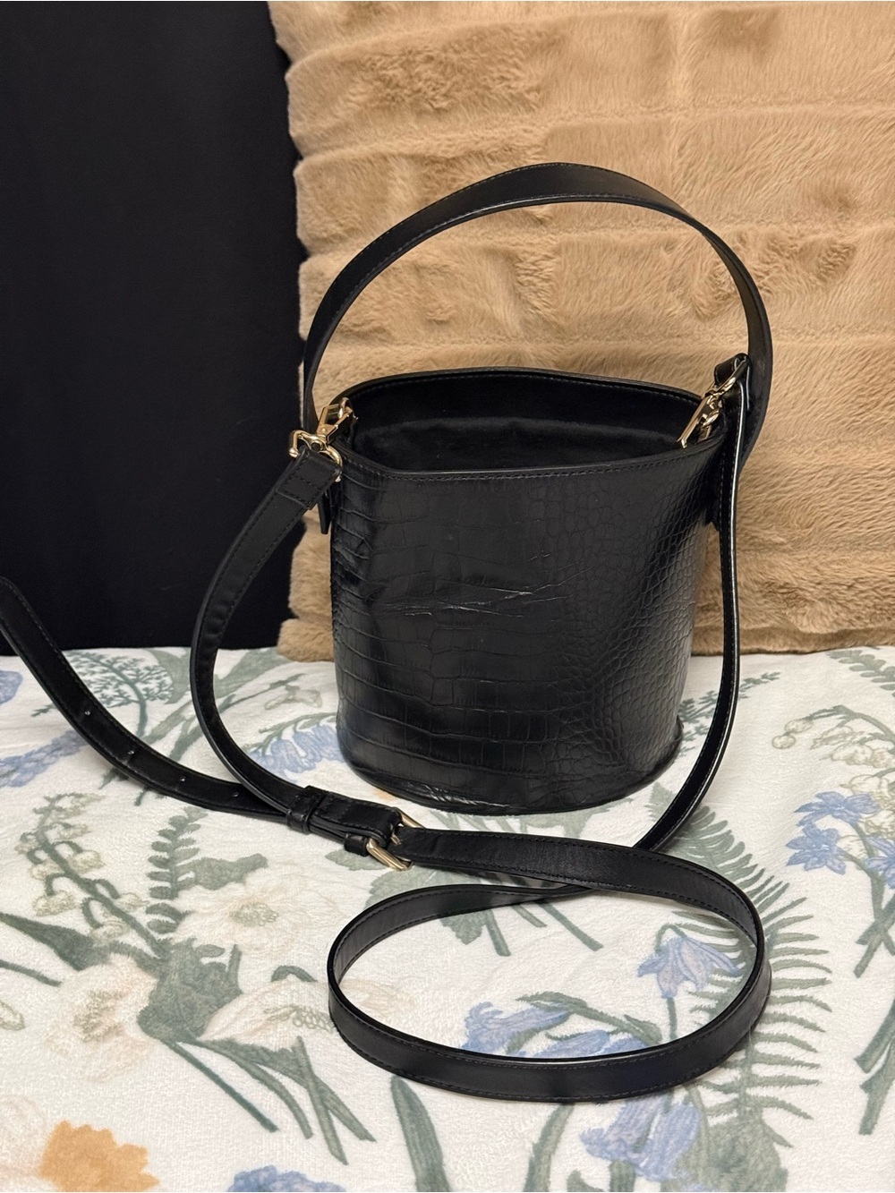 SFW Suitable For Work Black Croc-Embossed Bucket Bag - Picture 1 of 7